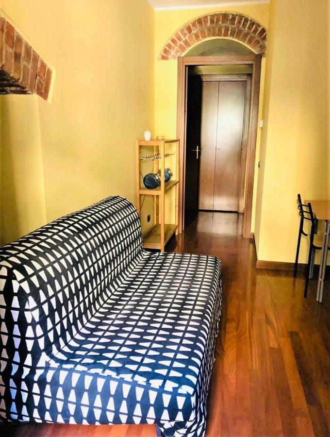 Bilocale Zona Centro Apartment Milan Bagian luar foto